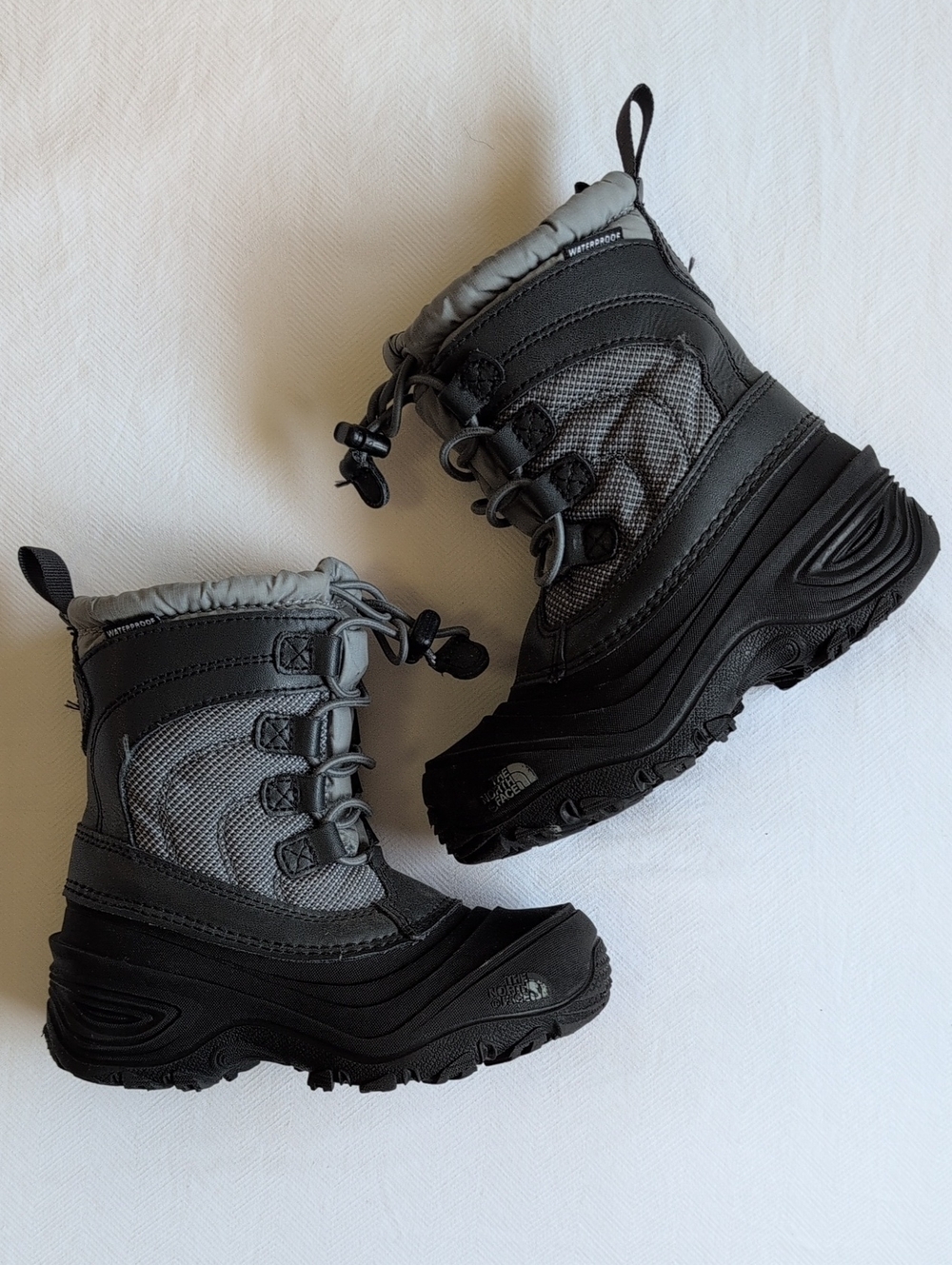 The North Face Kids Alpenglow Waterproof Insulated Winter Snow Boots Black US 11